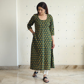 Buy Akola Block Printed Cotton A-Line Long Kurta Online l iTokri.com