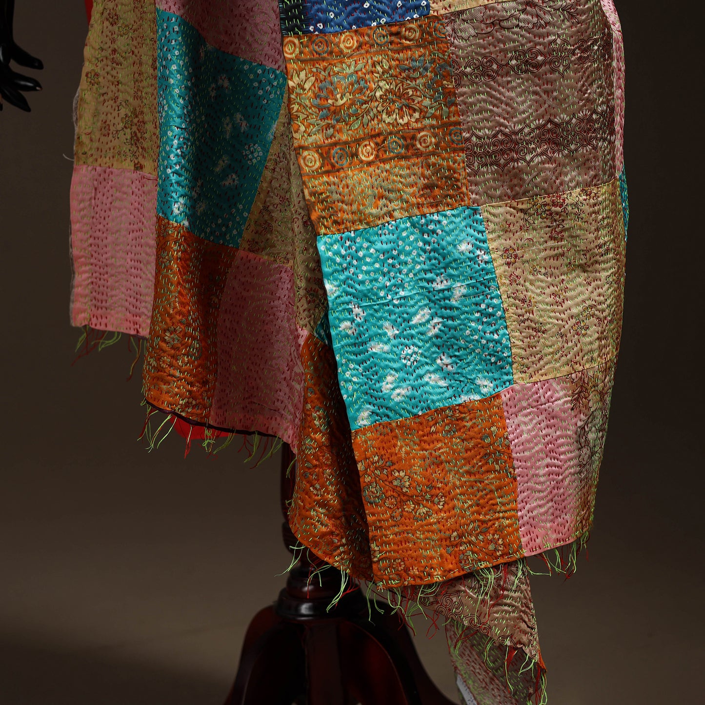 Bengal Hand Embroidery Patchwork Reversible Silk Kantha Dupatta 31