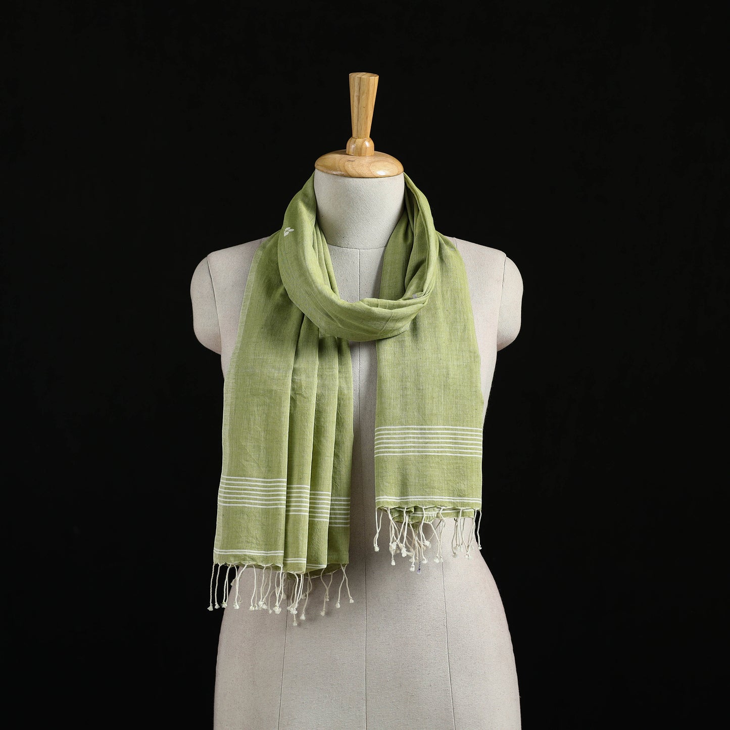 Green - Burdwan Jamdani Handloom Cotton Stole with Tassels 08