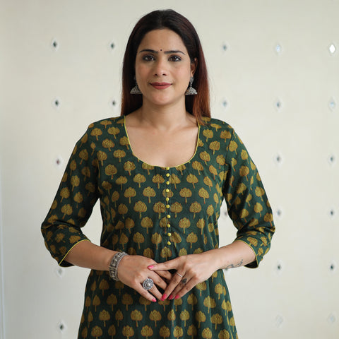 Buy Akola Block Printed Cotton A-Line Long Kurta Online l iTokri.com