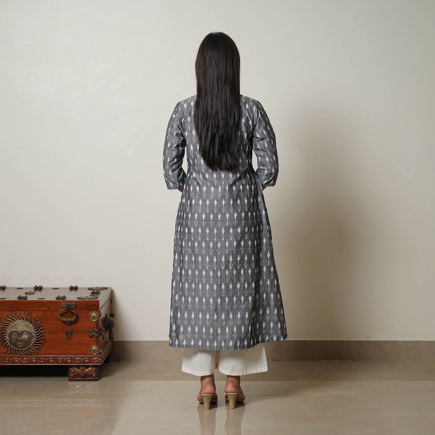 Grey - Mercerised Cotton A-Line Pochampally Ikat Kurta 02