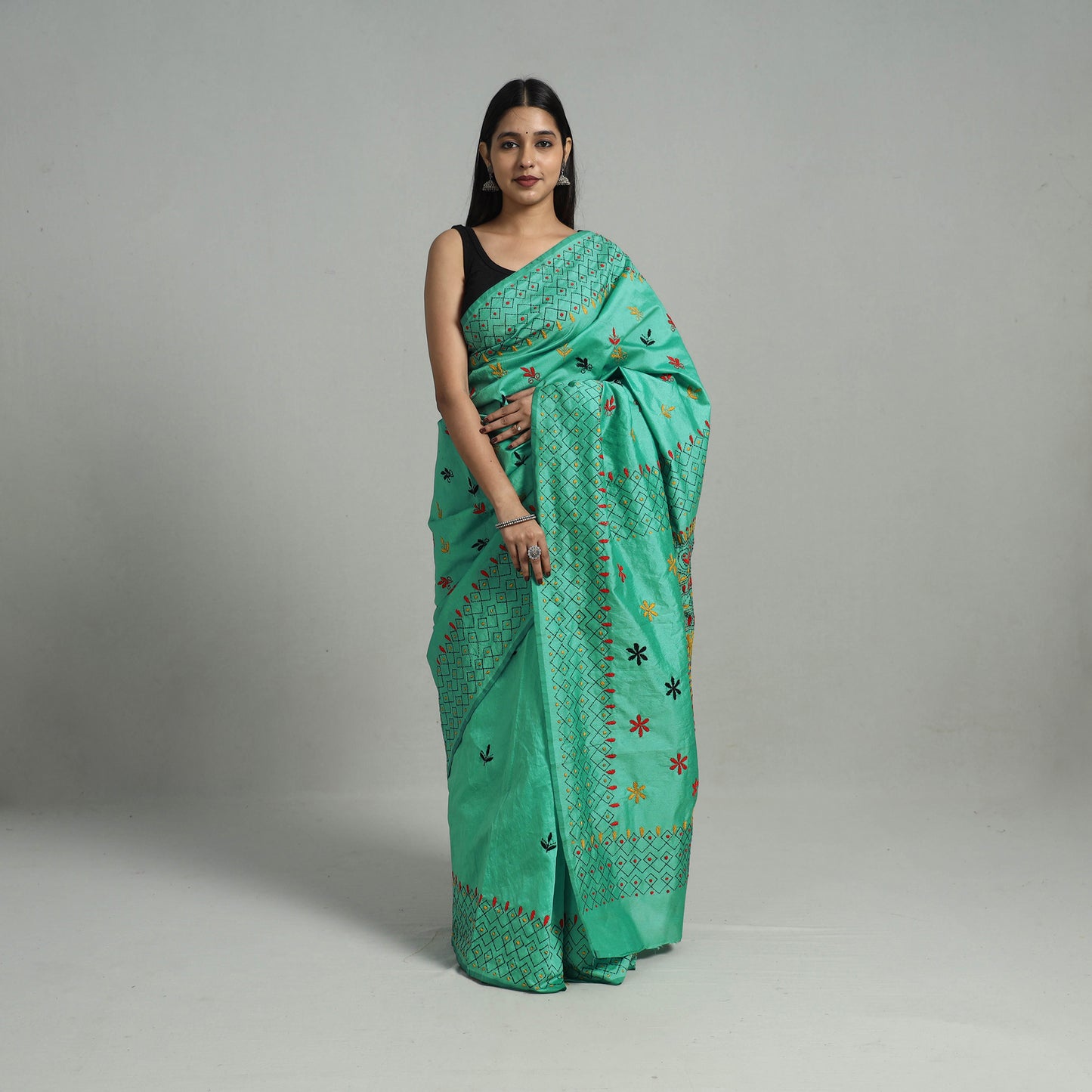 Green - Handcrafted Bengal Nakshi Kantha Work Silk Saree 22