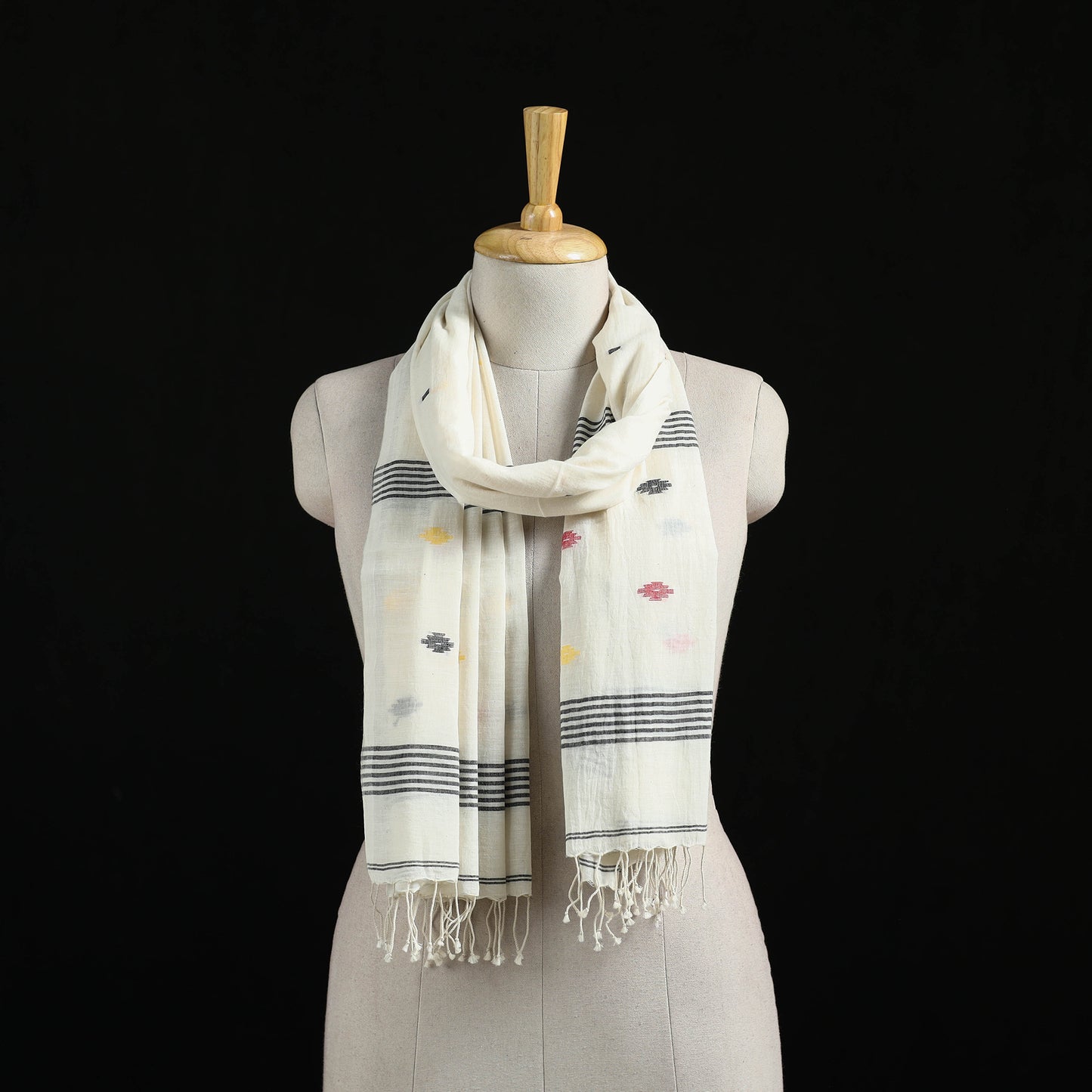 White - Burdwan Jamdani Handloom Cotton Stole with Tassels 05
