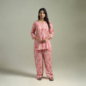 Sanganeri Floral Printed Cotton Night Suit for Women 10