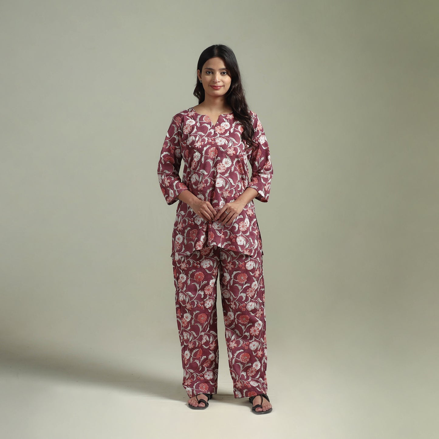 Sanganeri Floral Printed Cotton Night Suit for Women 08