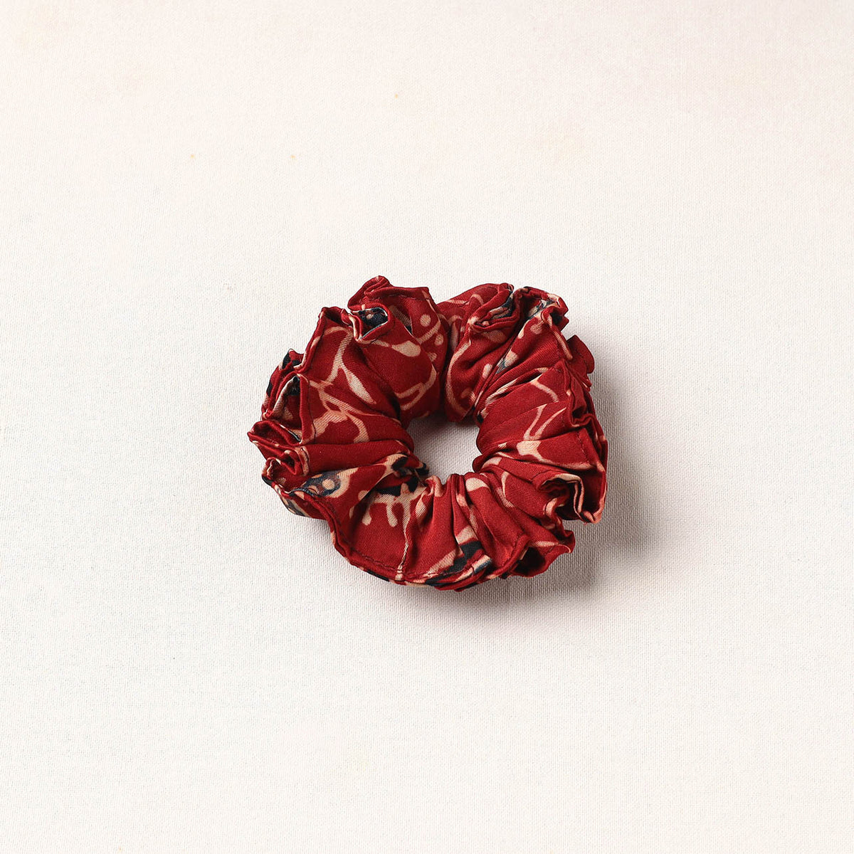 Handmade Fabart Rubber Band/Scrunchies 100