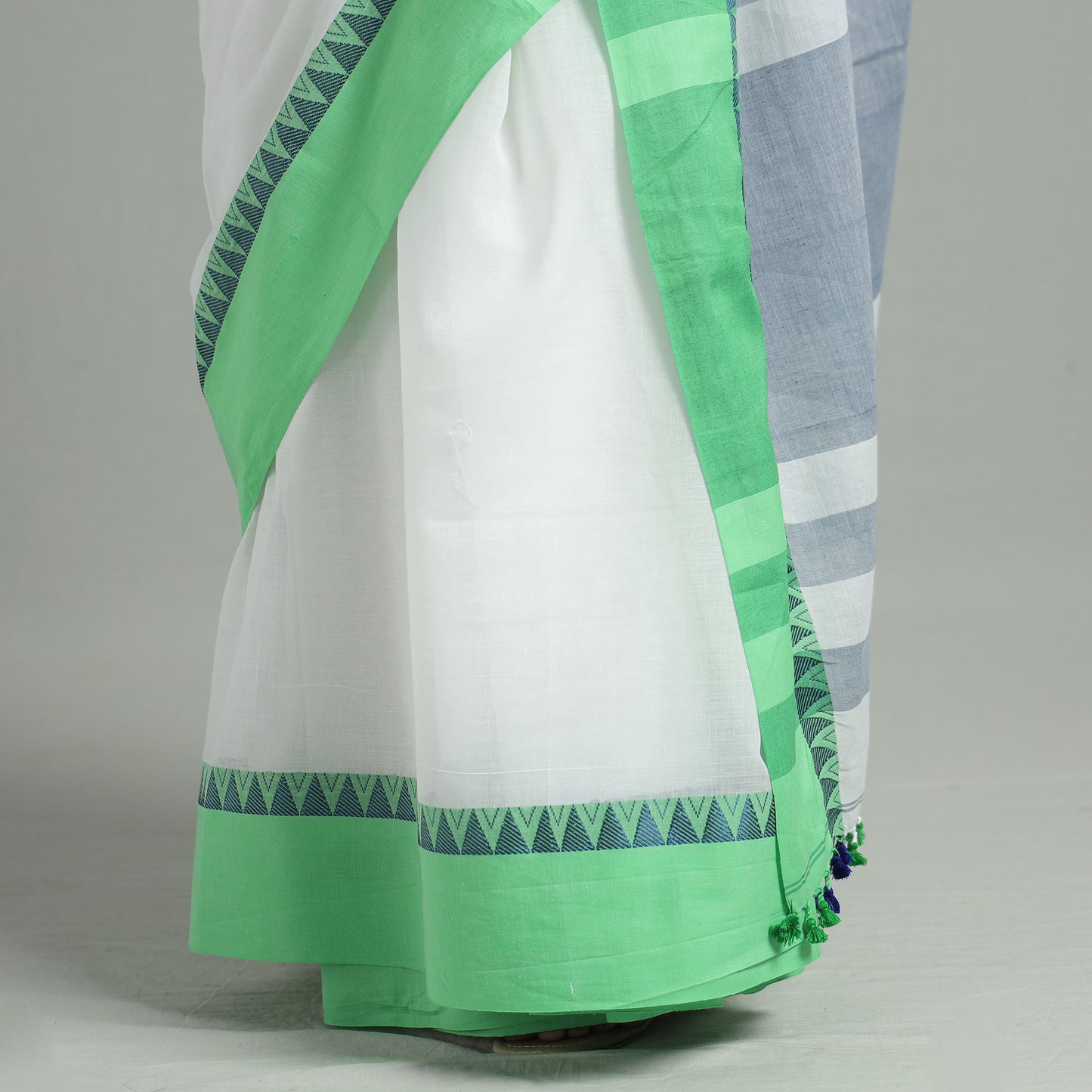 White - Bengal Woven Border Handloom Pure Cotton Saree 33