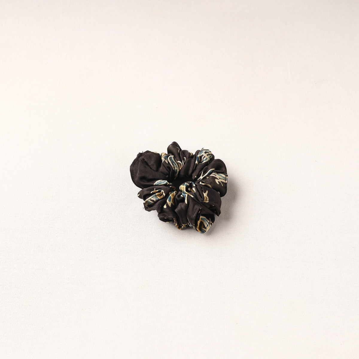 Handmade Fabart Rubber Band/Scrunchies 106