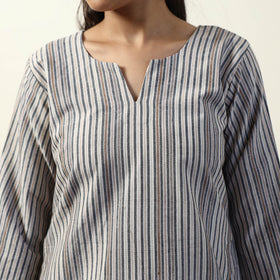 Buy Jhiri Handloom Cotton Straight Short Kurta Online l iTokri.com