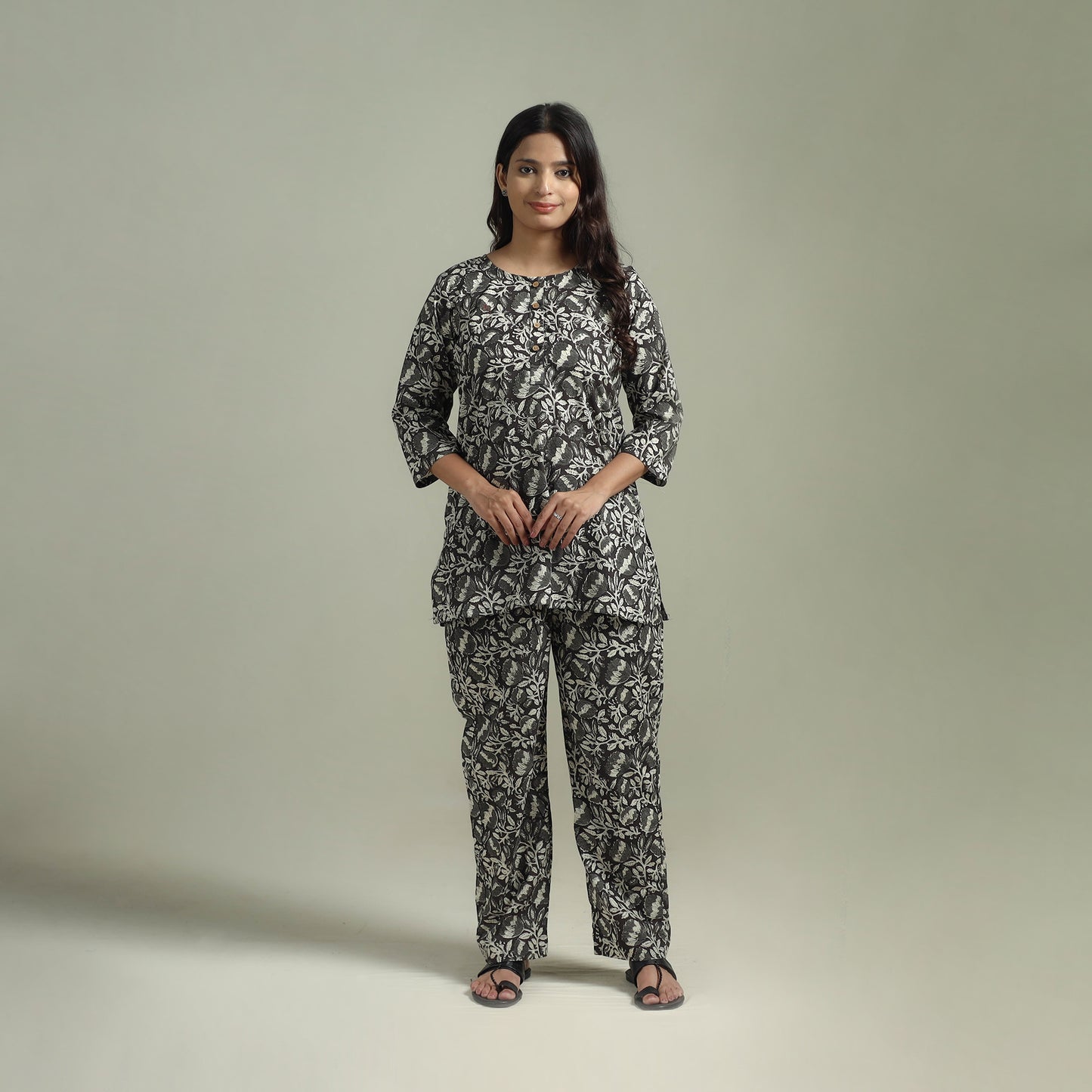 Sanganeri Floral Printed Cotton Night Suit for Women 14