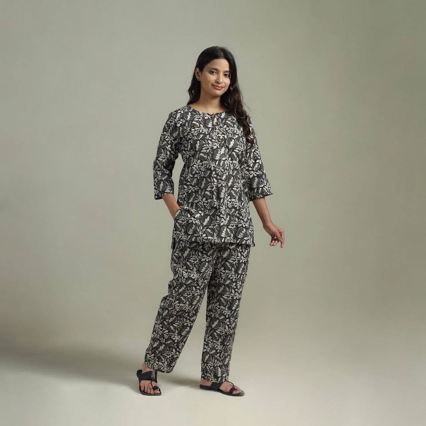 Sanganeri Floral Printed Cotton Night Suit for Women 14