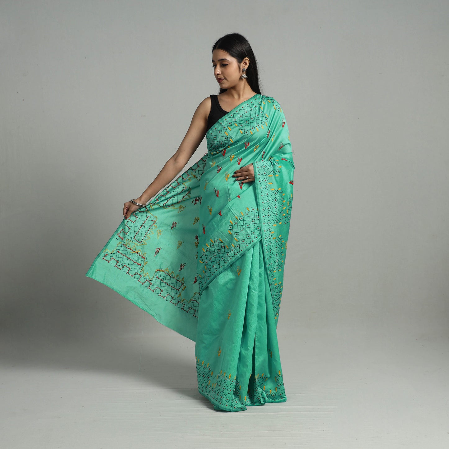 Green - Handcrafted Bengal Nakshi Kantha Work Silk Saree 30