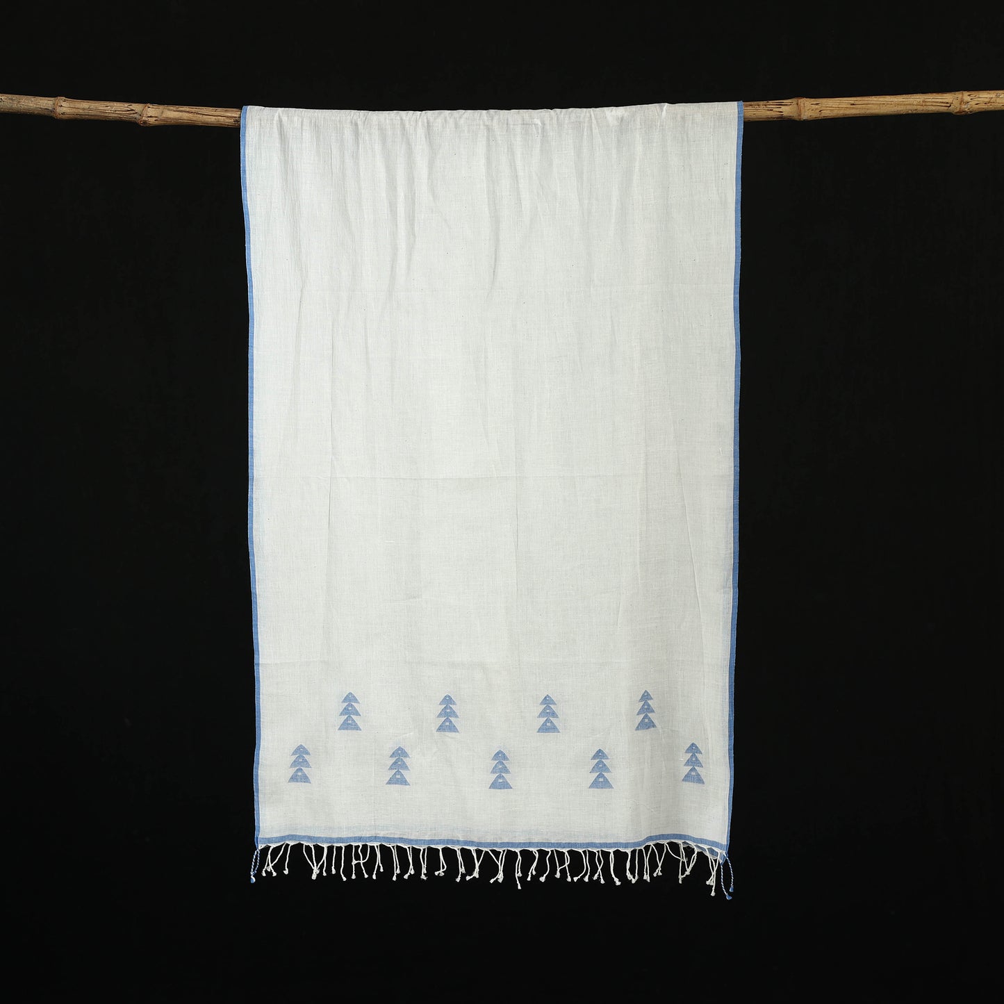 White - Burdwan Jamdani Handloom Cotton Stole with Tassels 04