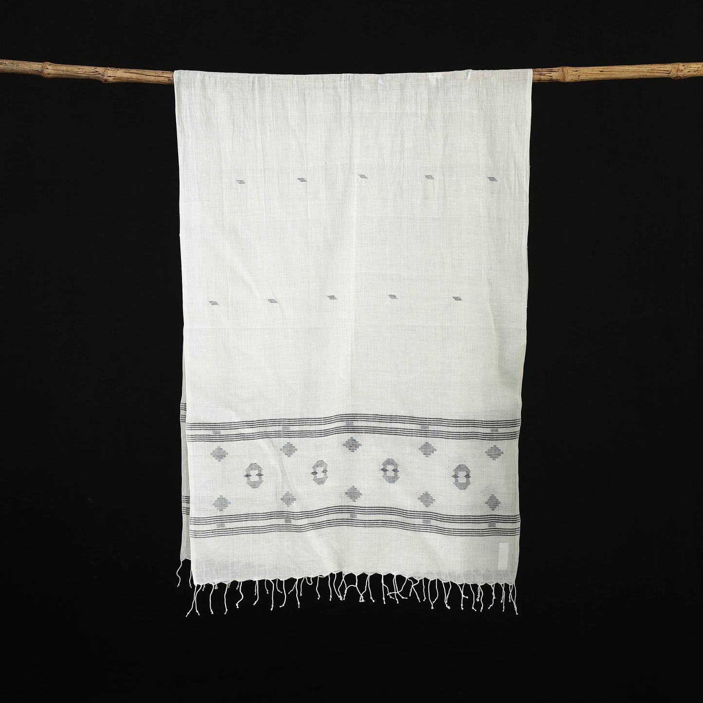 White - Burdwan Jamdani Handloom Cotton Stole with Tassels 02