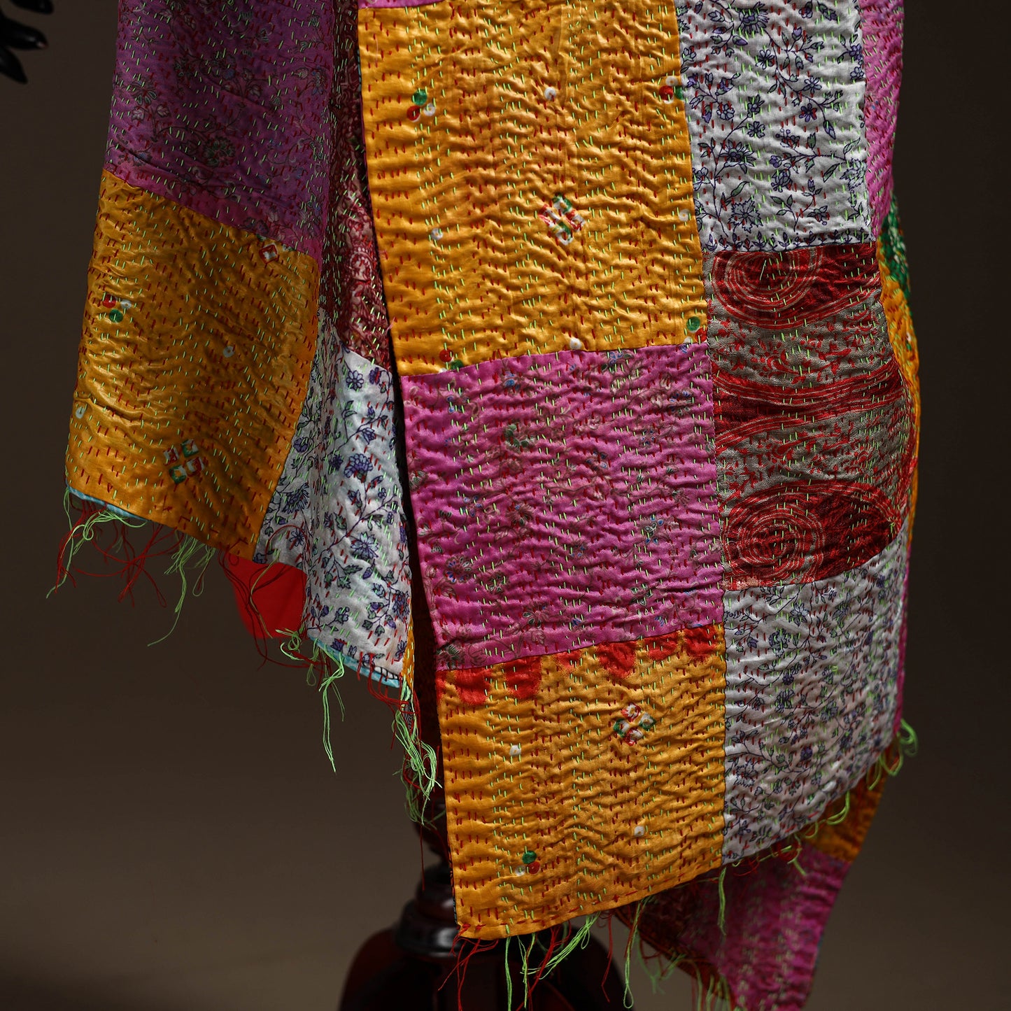 Bengal Hand Embroidery Patchwork Reversible Silk Kantha Dupatta 45