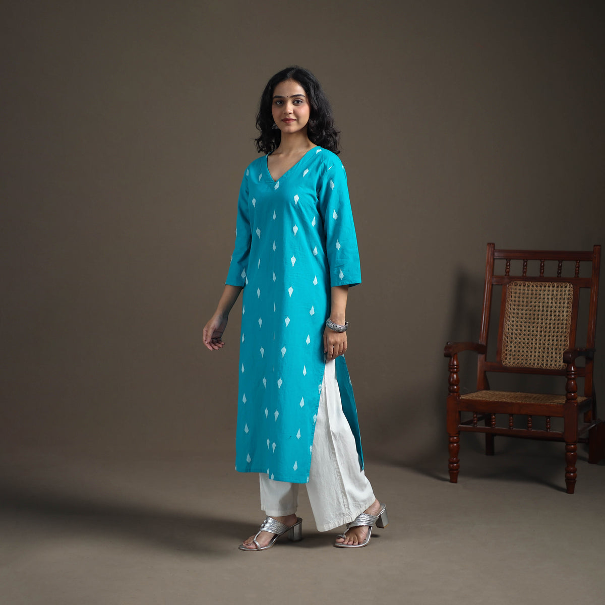 Jacquard Cotton Straight Long Kurta for Women 09