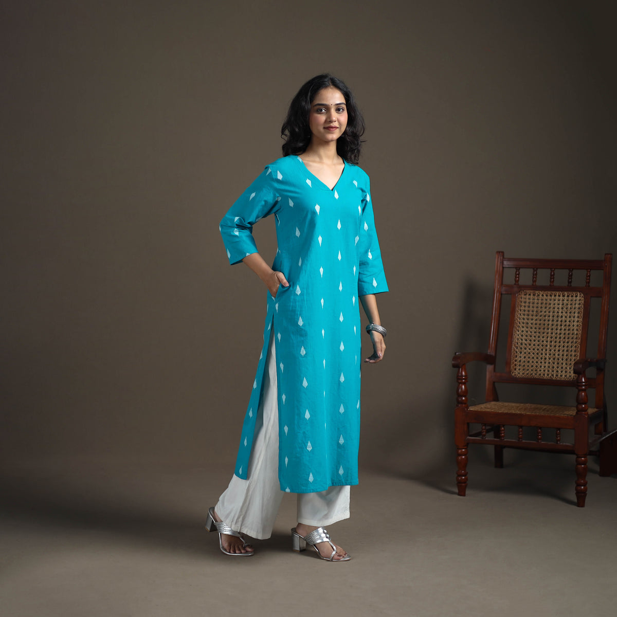 Jacquard Cotton Straight Long Kurta for Women 09