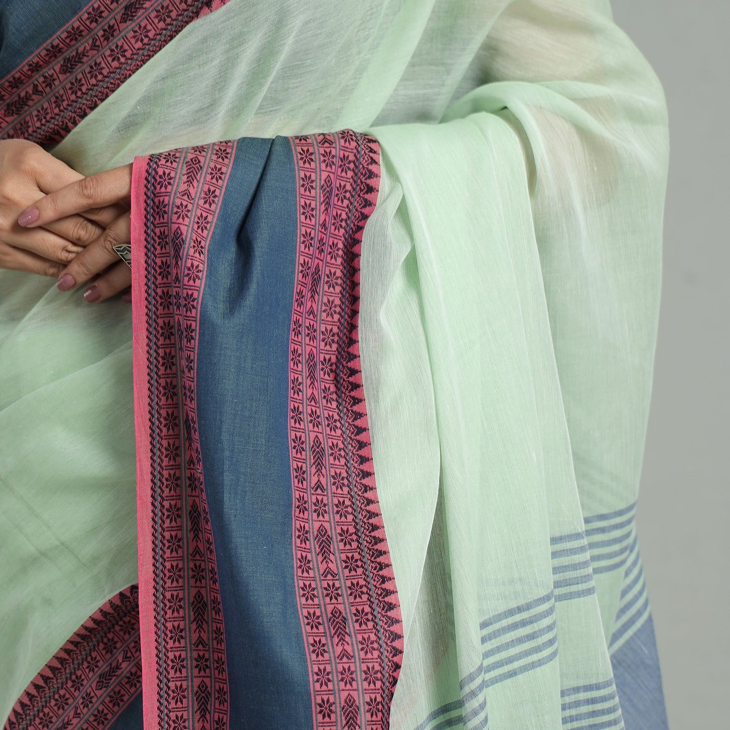 Green - Bengal Woven Border Handloom Pure Cotton Saree 39