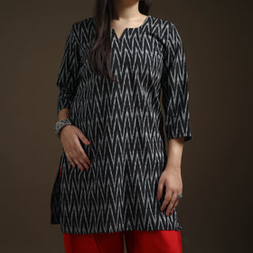 Black - Pochampally Ikat Cotton Short Kurta with Farsi Salwar & Dupatta Suit Set for Women 05
