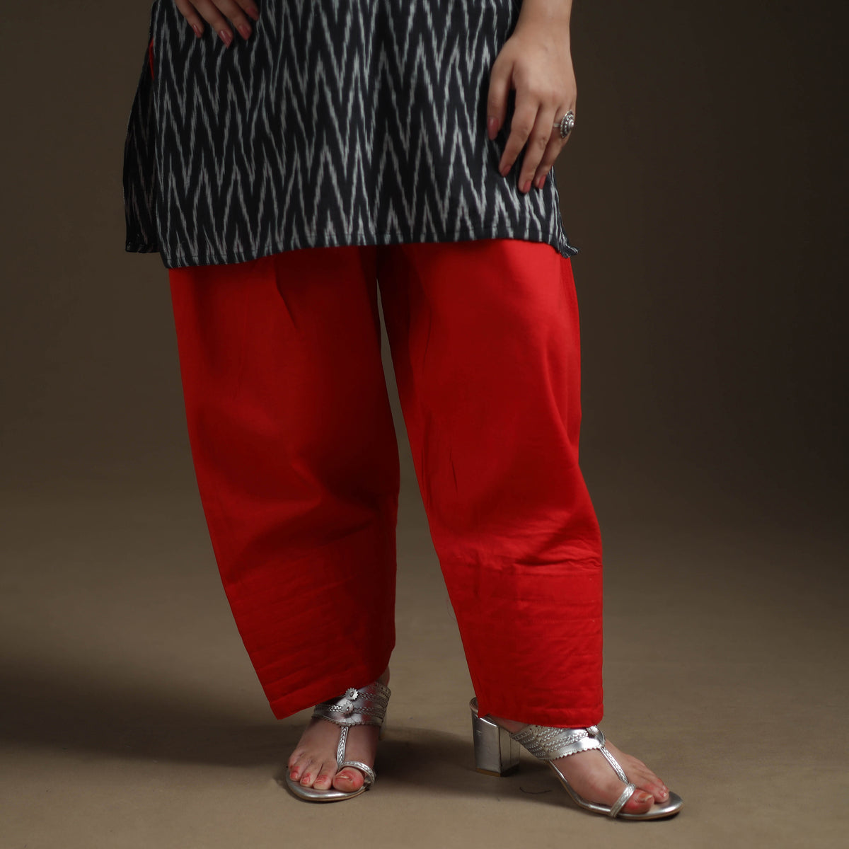 Black - Pochampally Ikat Cotton Short Kurta with Farsi Salwar & Dupatta Suit Set for Women 05