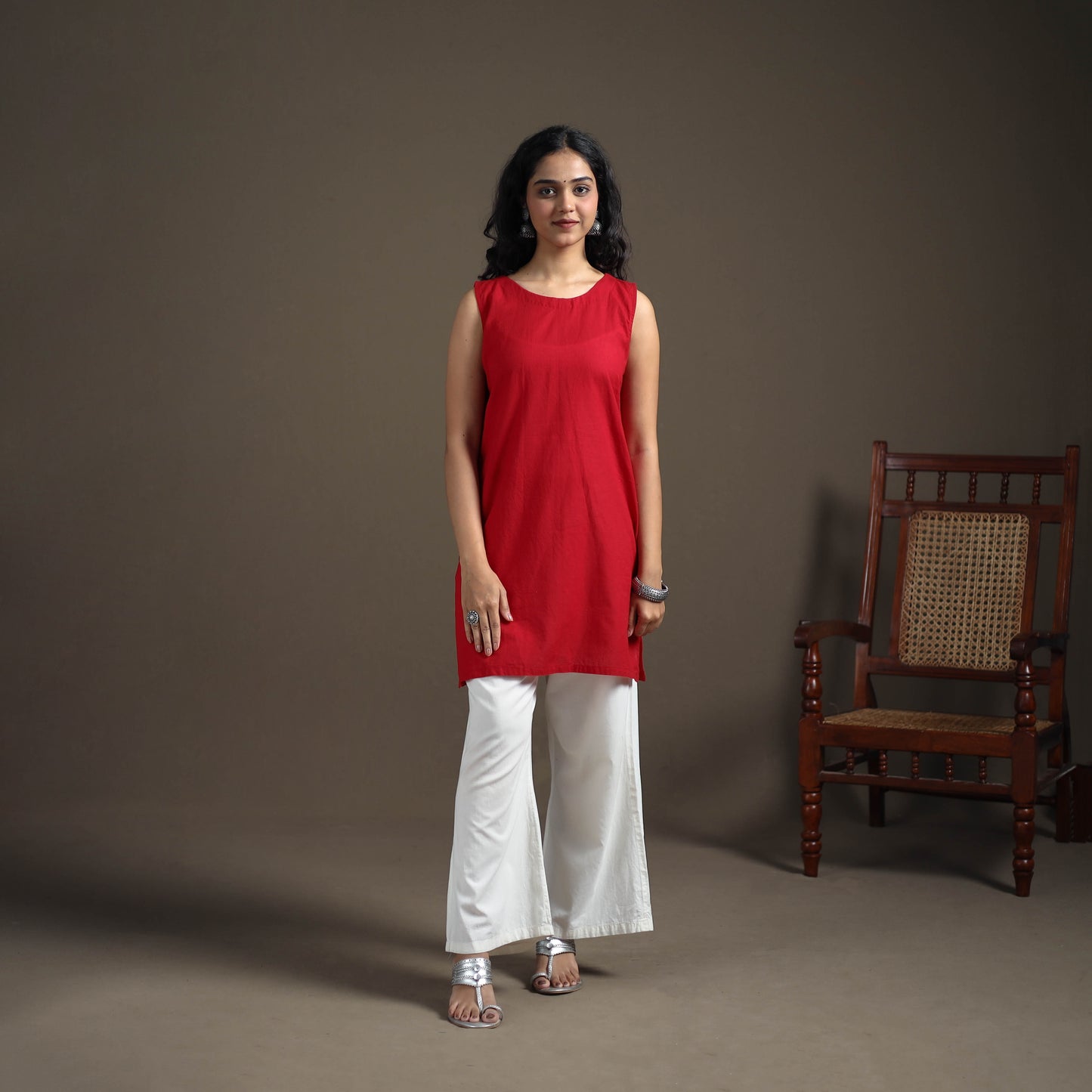 Jacquard Cotton Sleeveless Short Kurta for Women 39