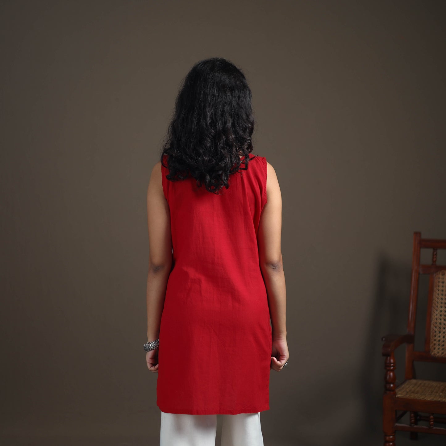 Jacquard Cotton Sleeveless Short Kurta for Women 39