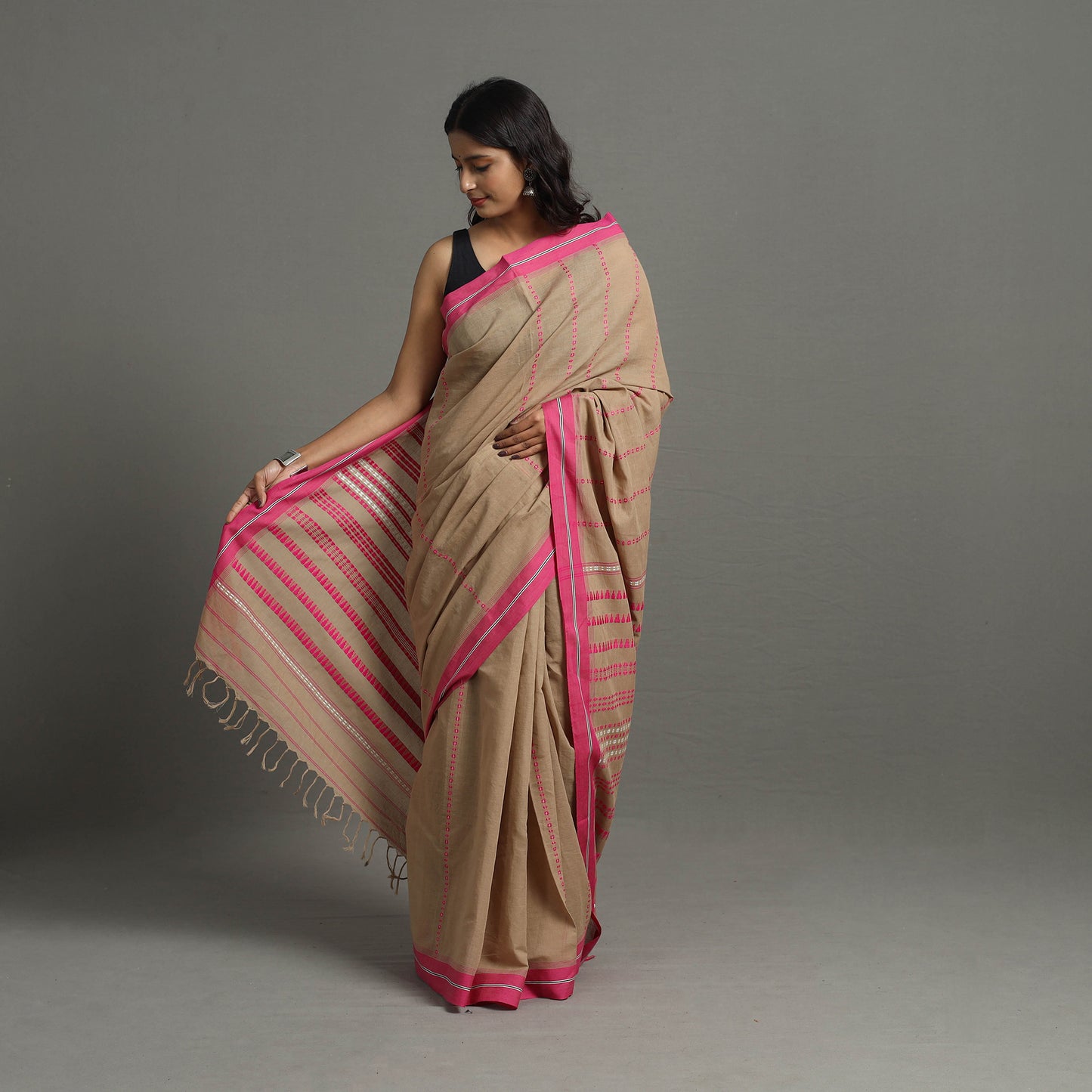 Beige - Bengal Handwoven Cotton Begampuri Saree 08