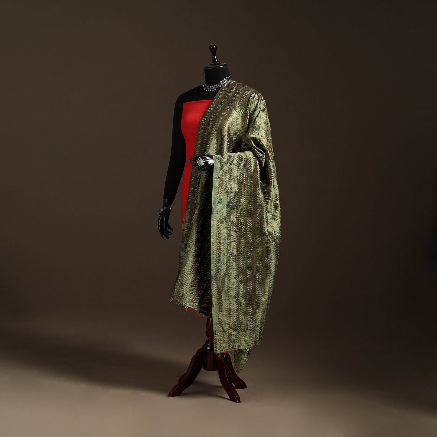 Bengal Hand Embroidery Patchwork Reversible Silk Kantha Dupatta 54