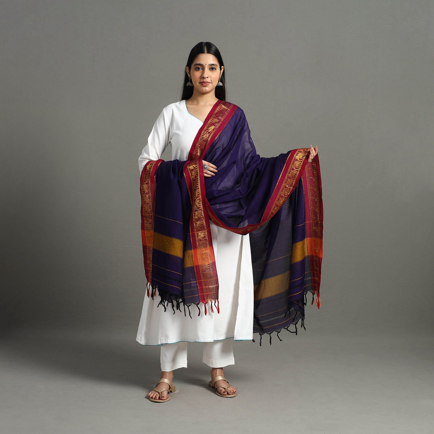 Dharwad Cotton Plain Dupatta with Thread Border 17