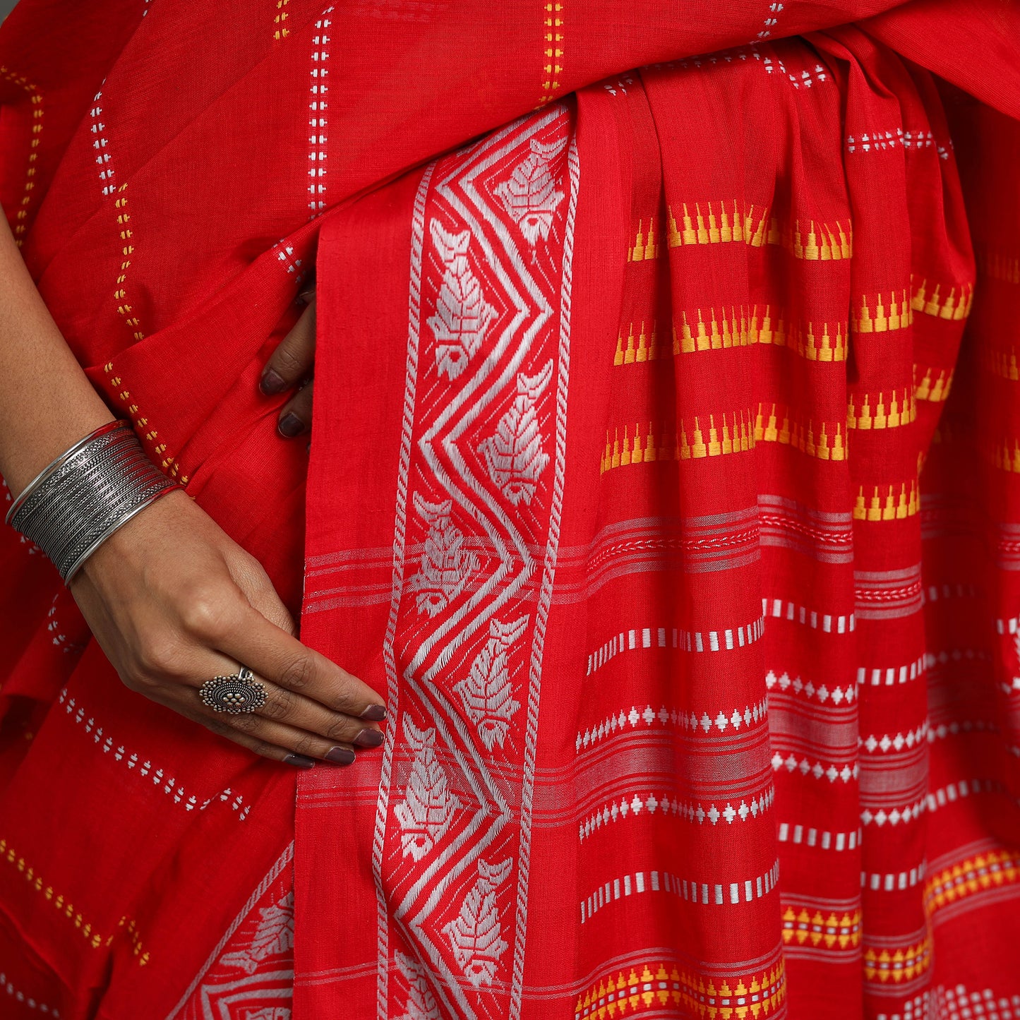 Red - Bengal Handwoven Cotton Begampuri Saree 17