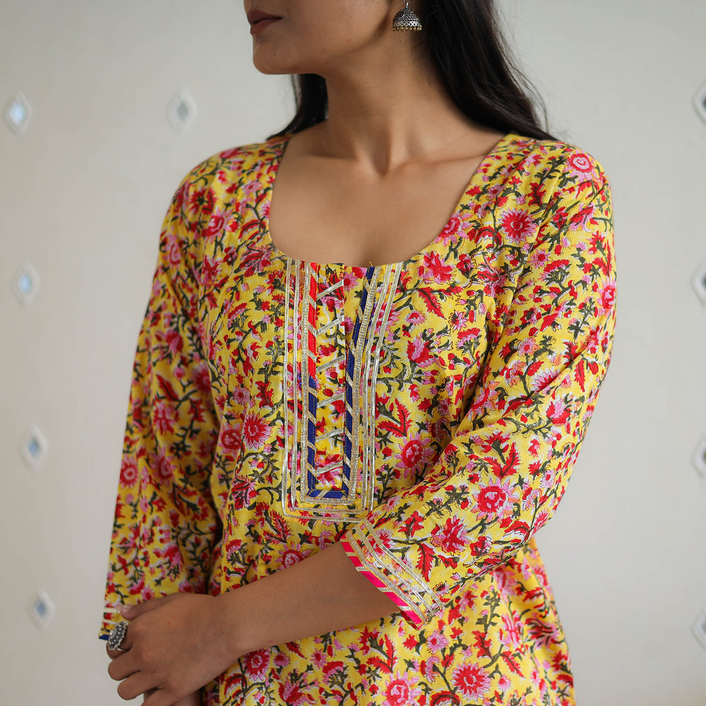 Yellow - Block Printed Cotton Gota Work Short Sanganeri Kurta 07