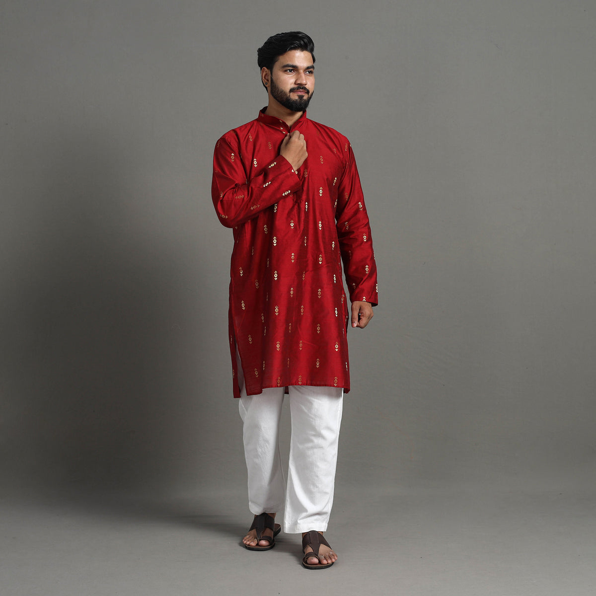 Zari Buti Spun Dupion Viscose Silk Plain Men Kurta 11