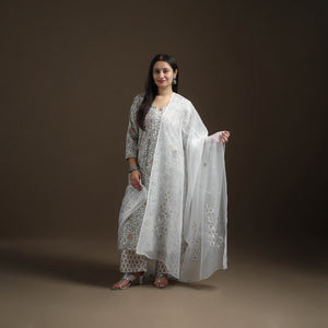 Sanganeri Floral Print Cotton Suit Set with Applique Dupatta for Women 05