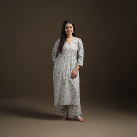 Sanganeri Floral Print Cotton Suit Set with Applique Dupatta for Women 05