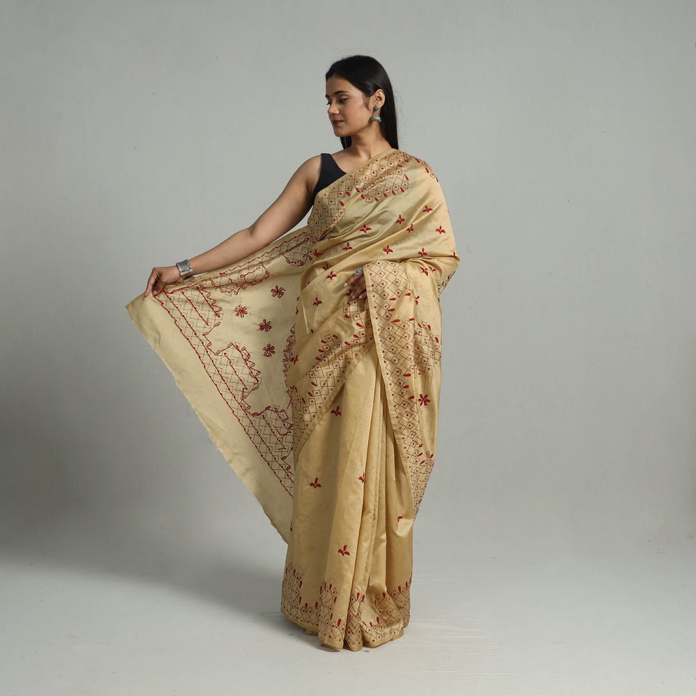 Beige - Handcrafted Bengal Nakshi Kantha Work Silk Saree 46