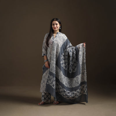 Hand Batik Print Cotton Suit Set with Dupatta for Women 16