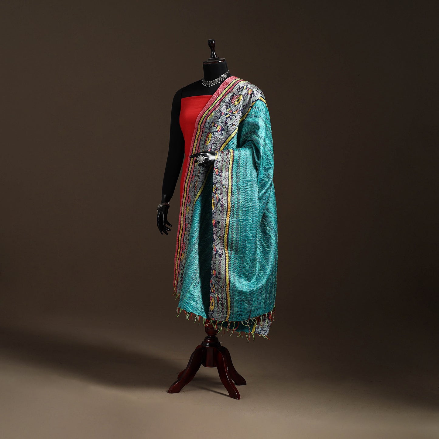 Bengal Hand Embroidery Patchwork Reversible Silk Kantha Dupatta 70