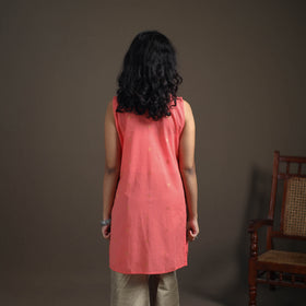 Jacquard Cotton Sleeveless Short Kurta for Women 38