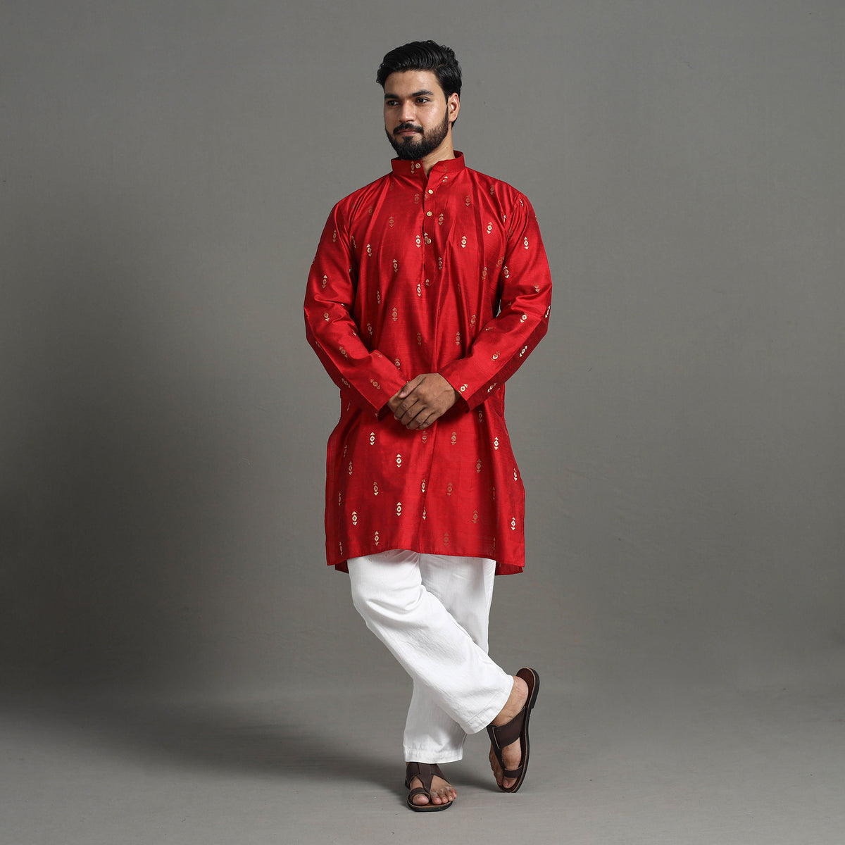 Zari Buti Spun Dupion Viscose Silk Plain Men Kurta 05