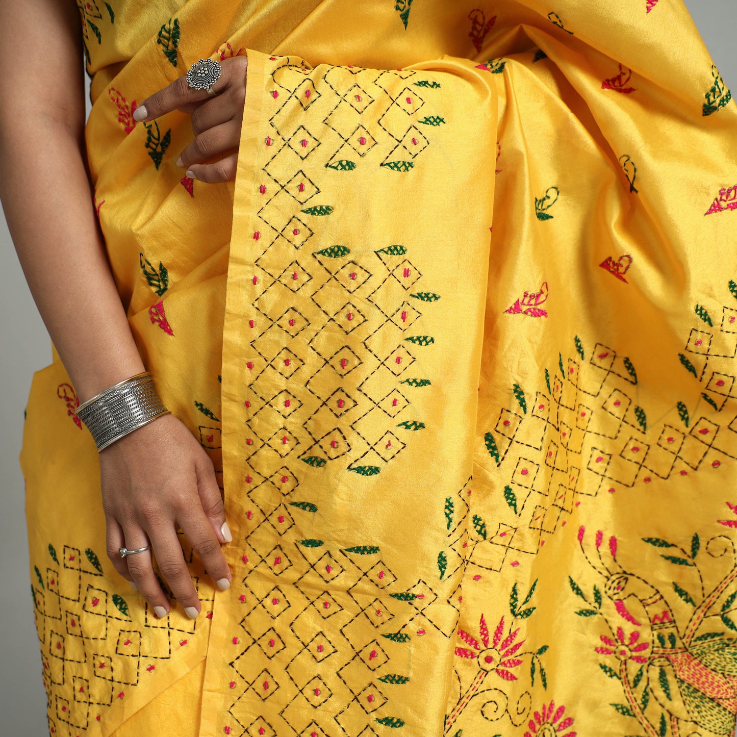 Yellow - Handcrafted Bengal Nakshi Kantha Work Silk Saree 48