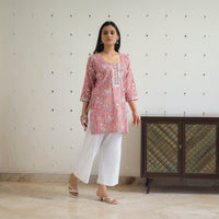 Peach - Block Printed Cotton Gota Work Short Sanganeri Kurta 09