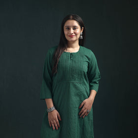 Plain Running Stitch Pintuck Cotton Straight Long Kurta for women 05