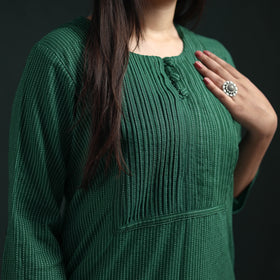 Plain Running Stitch Pintuck Cotton Straight Long Kurta for women 05