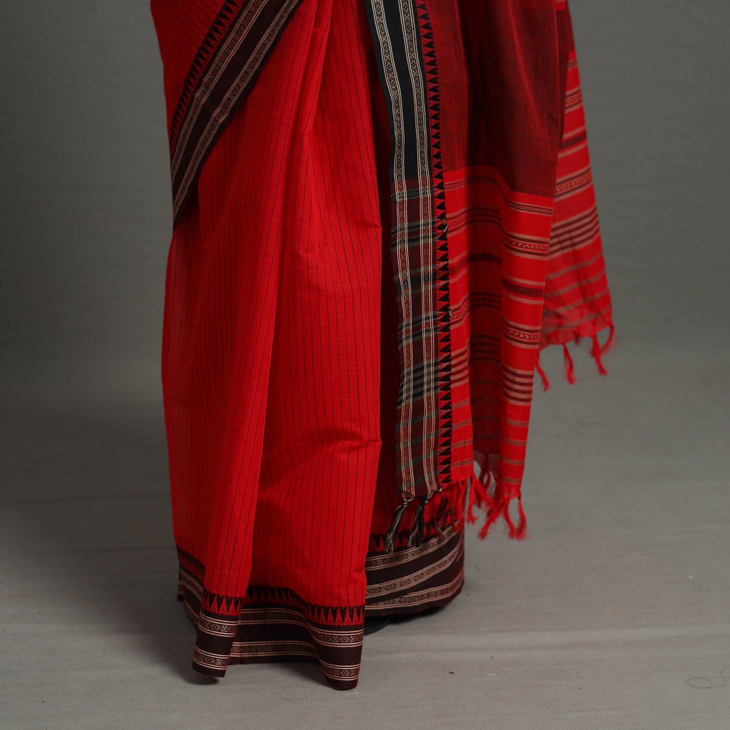 Red - Bengal Handwoven Cotton Stripes Begampuri Saree 27