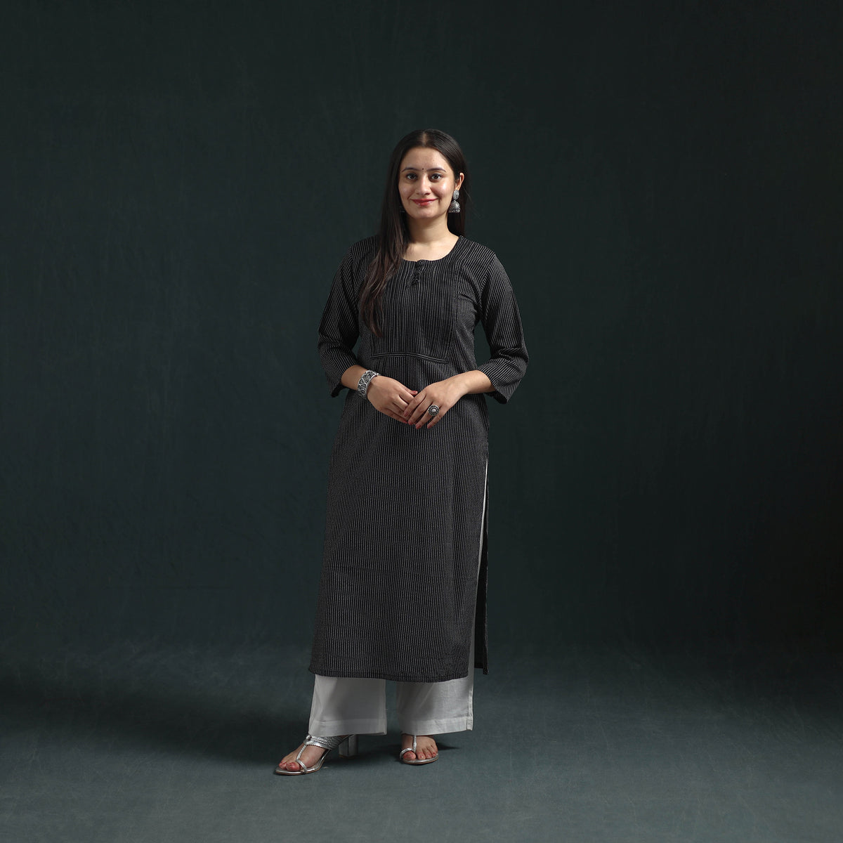 Plain Running Stitch Pintuck Cotton Straight Long Kurta for women 04