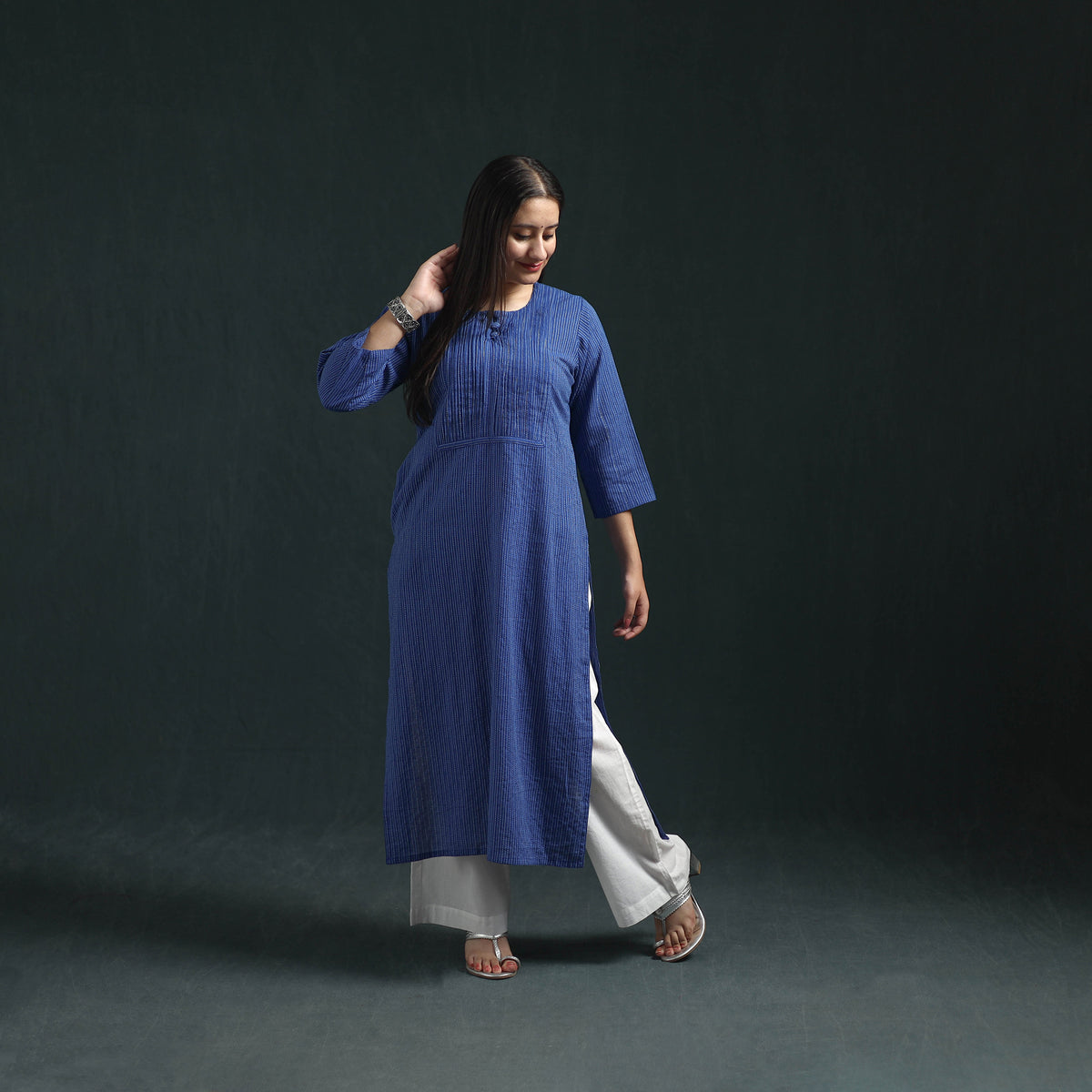 Plain Running Stitch Pintuck Cotton Straight Long Kurta for women 03