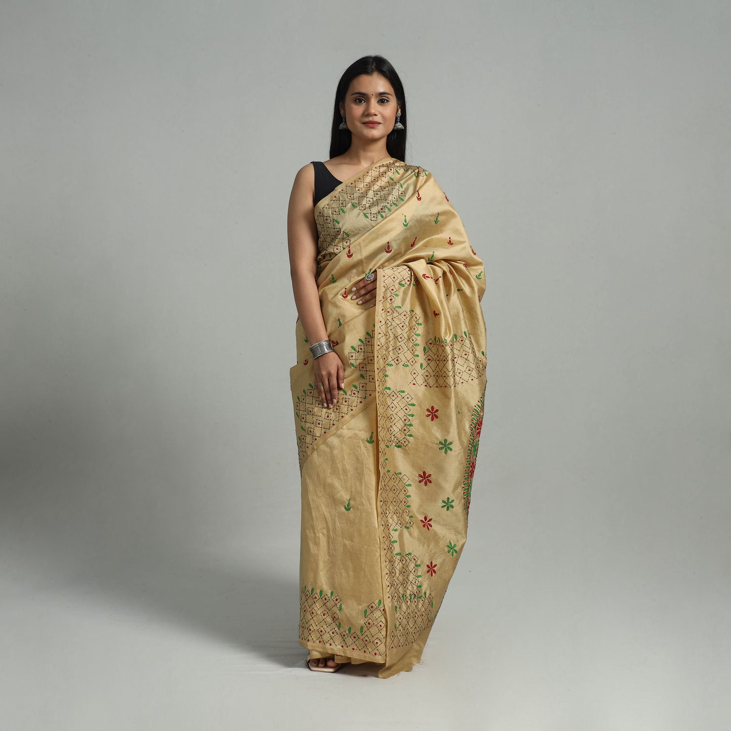 Beige - Handcrafted Bengal Nakshi Kantha Work Silk Saree 57