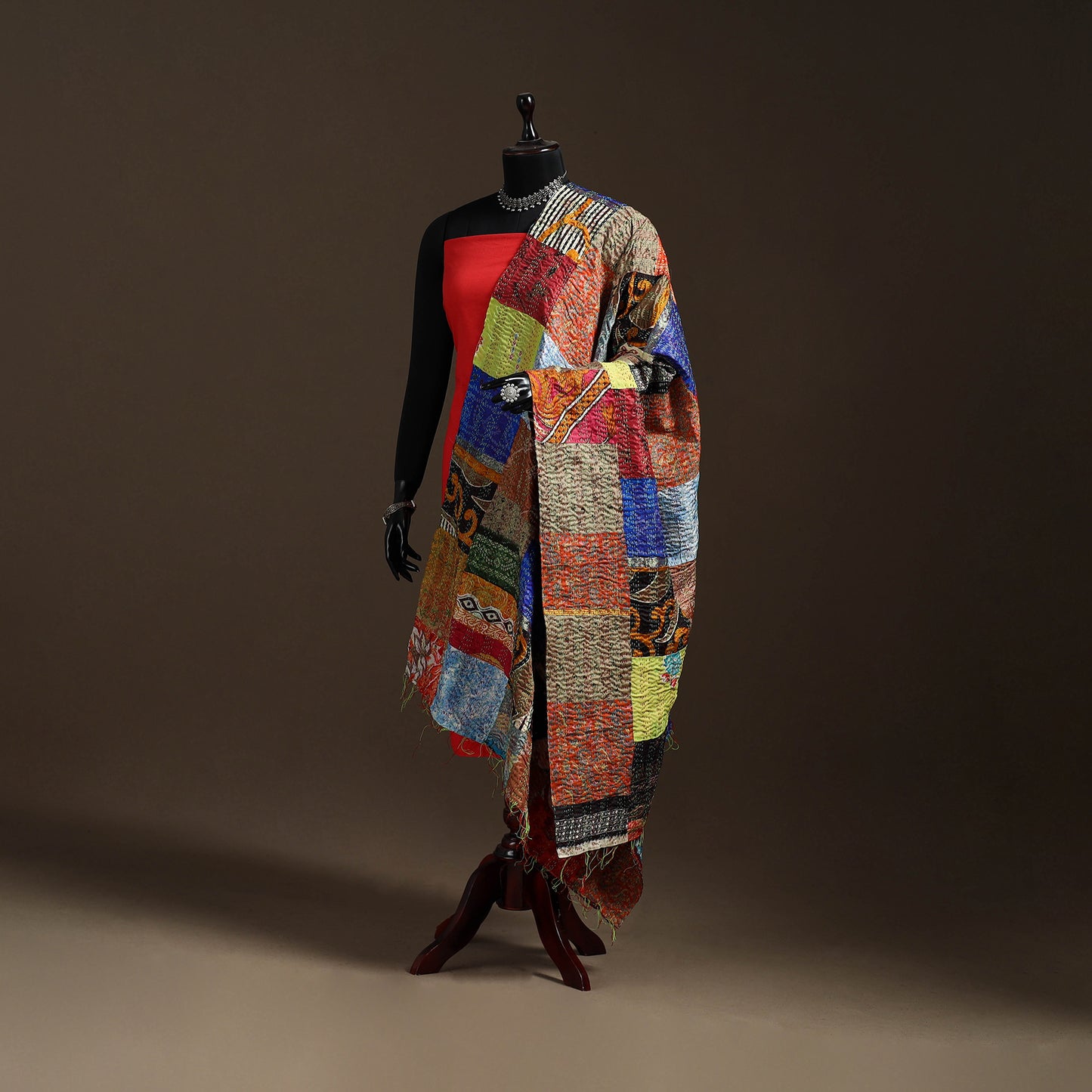 Bengal Hand Embroidery Patchwork Reversible Silk Kantha Dupatta 83