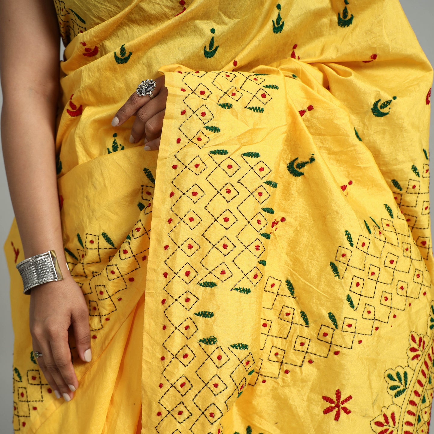 Yellow - Handcrafted Bengal Nakshi Kantha Work Silk Saree 20