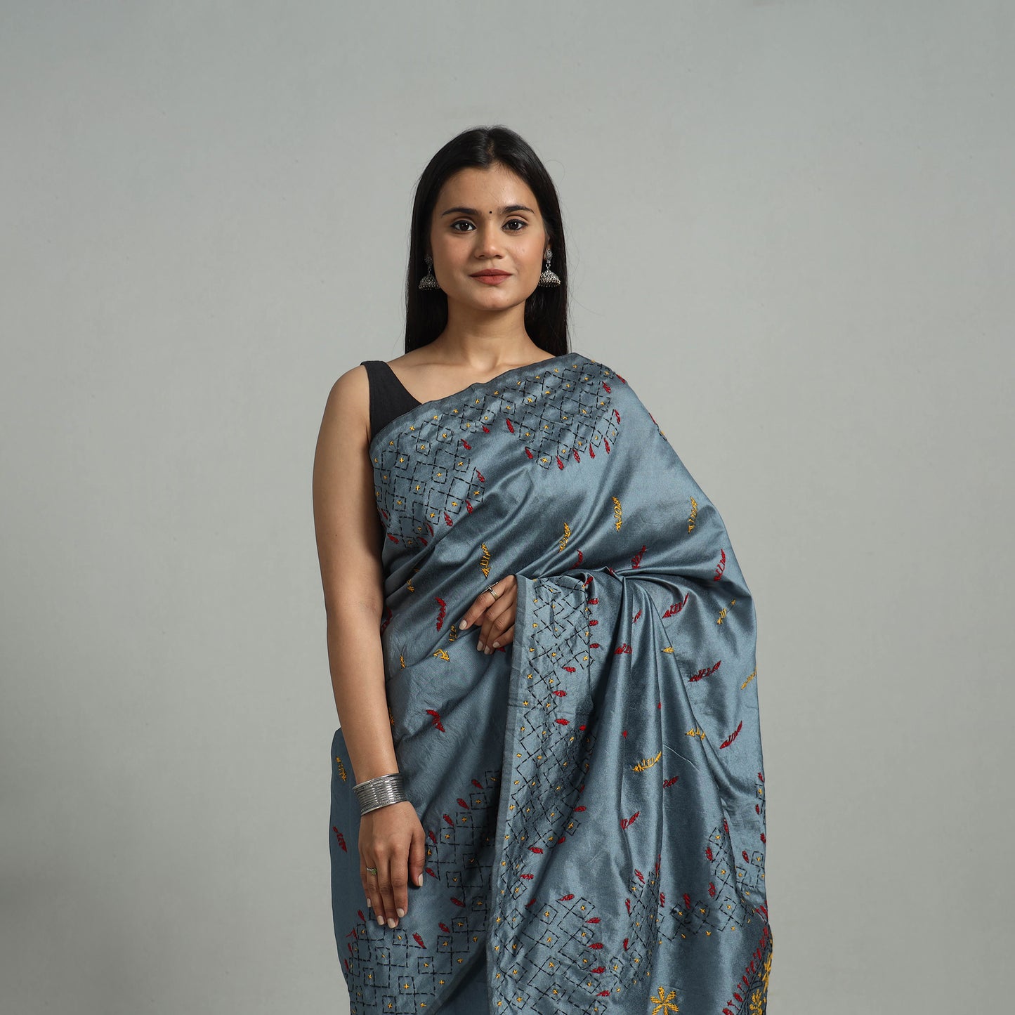 Grey - Handcrafted Bengal Nakshi Kantha Work Silk Saree 53